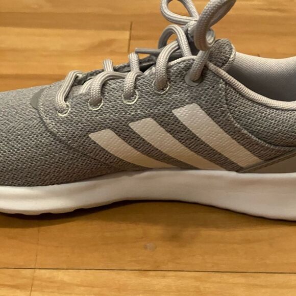 Adidas Grey Womens Sneakers Size 8 - Picture 4 of 6